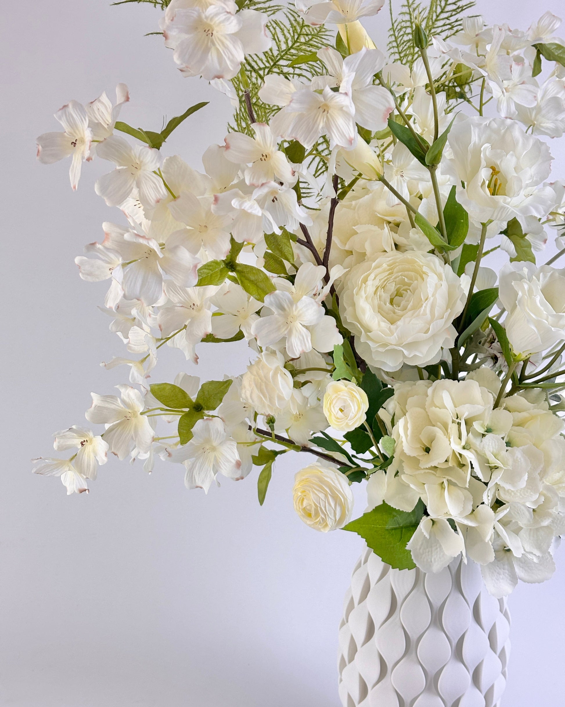 white artificial flowers 