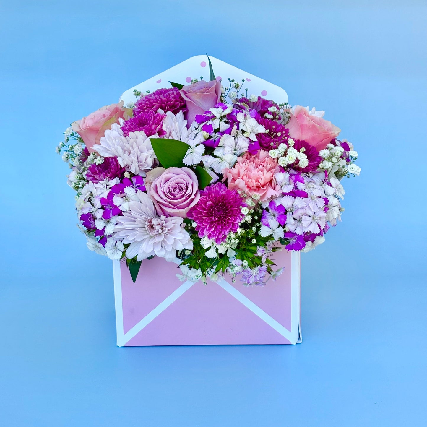 Flower in purple pink and white- flower delivery Sydney 