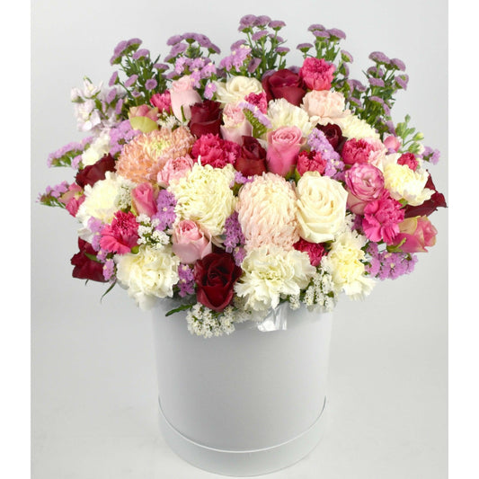 Mix of Light Romantic Flowers Box