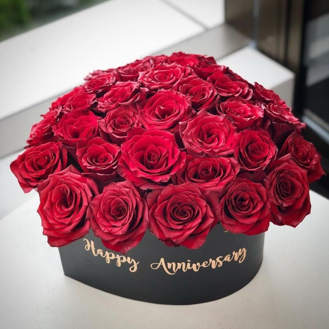  Anniversary Rose In Heart Shape Gift Box- Officeflower